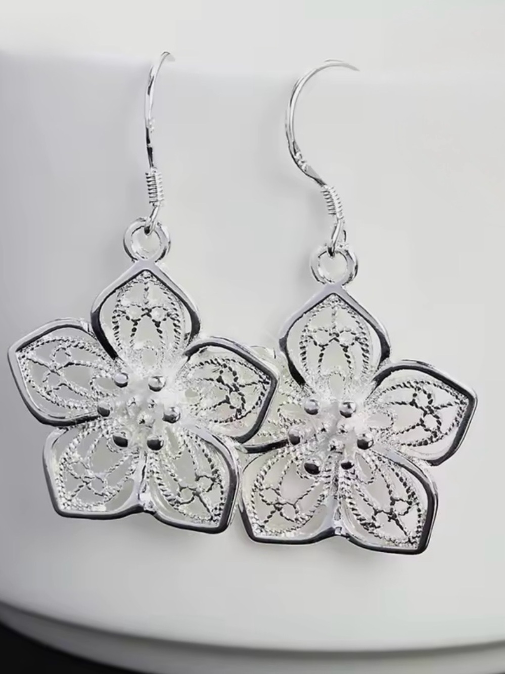 925 sterling Silver Floral Filigree Drop Earrings  1”